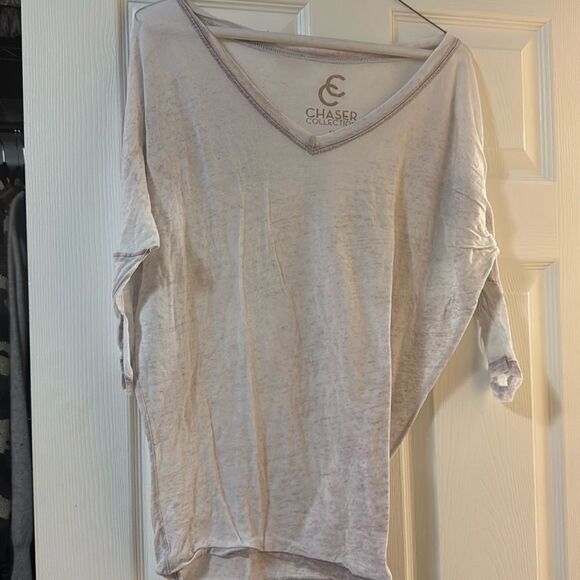 Chaser Brand - Oversized Thin White/Gray Short Sleeve T Shirt - Size Medium - Picture 1 of 3